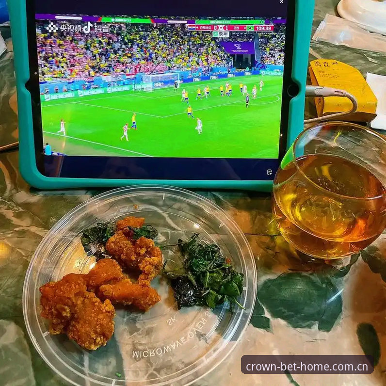 皇冠体彩怎么样 资深球迷熬夜看欧联决赛的必备功课,维拉这场大胜我的观赛心得
